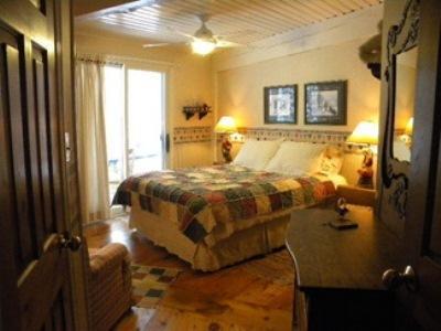 Stouffermill Bed & Breakfast Algonquin Highlands Esterno foto